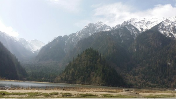 爱吾最新下载，自然美景探险之旅，探寻内心平和宁静的旅程