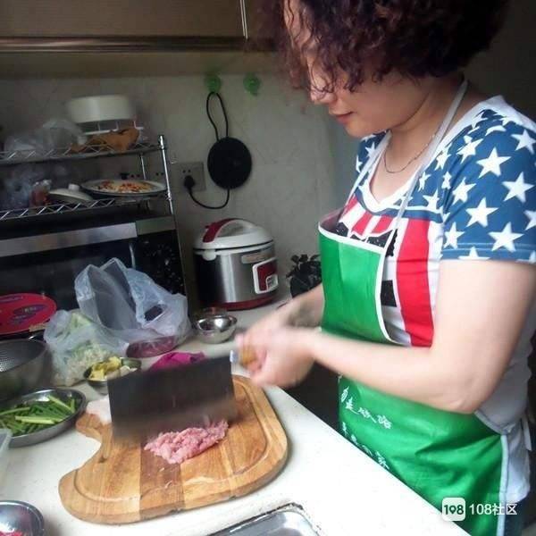 青岛烹饪大姐招聘启事，科技烹饪先锋重塑生活美味新篇章